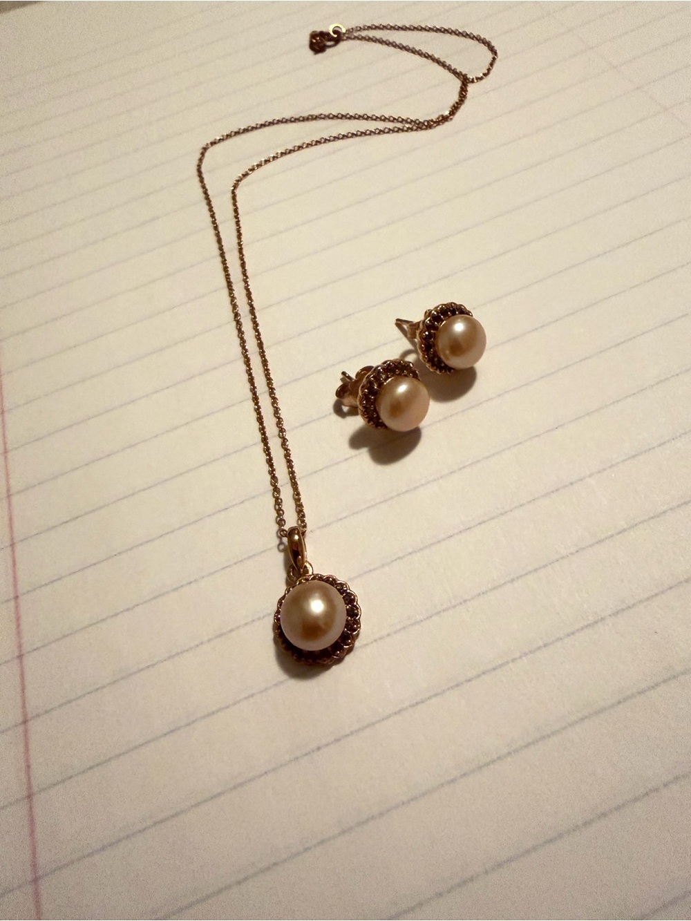 Pearl Pendant Necklace with Matching Stud Earrings - Rose 🌹 Gold Plated